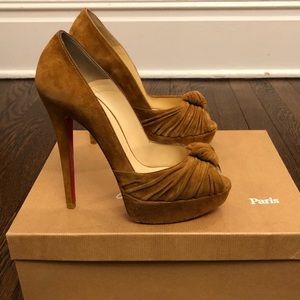 Christian Louboutin Jenny Knotted Pump